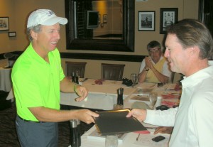 Bobby Clampett congratulates Ken